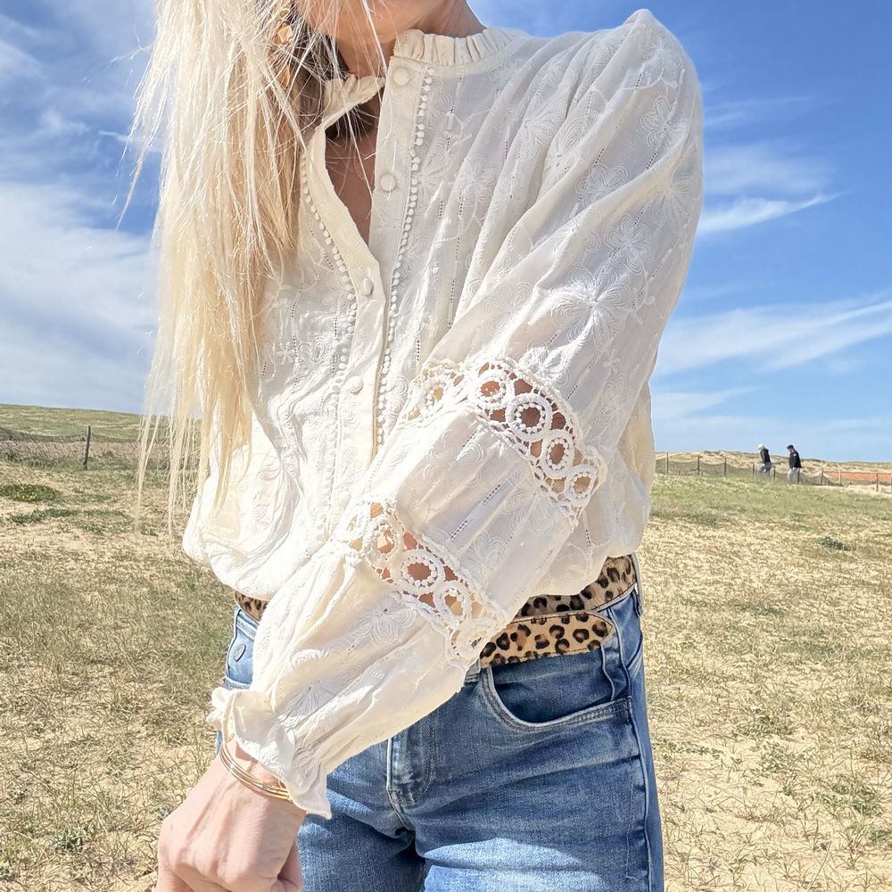 chemise blouse romantique en coton crème et broderie fine