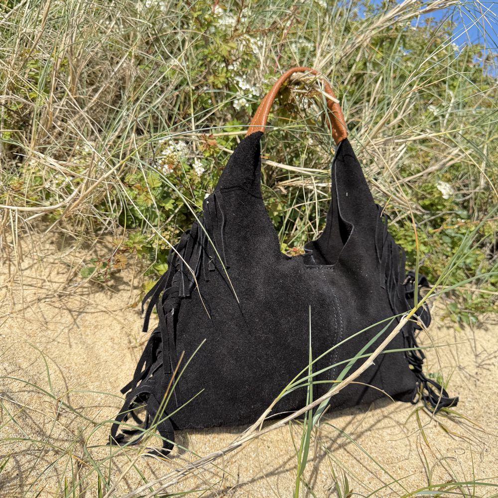 sac a main fourre tout en cuir noir et franges