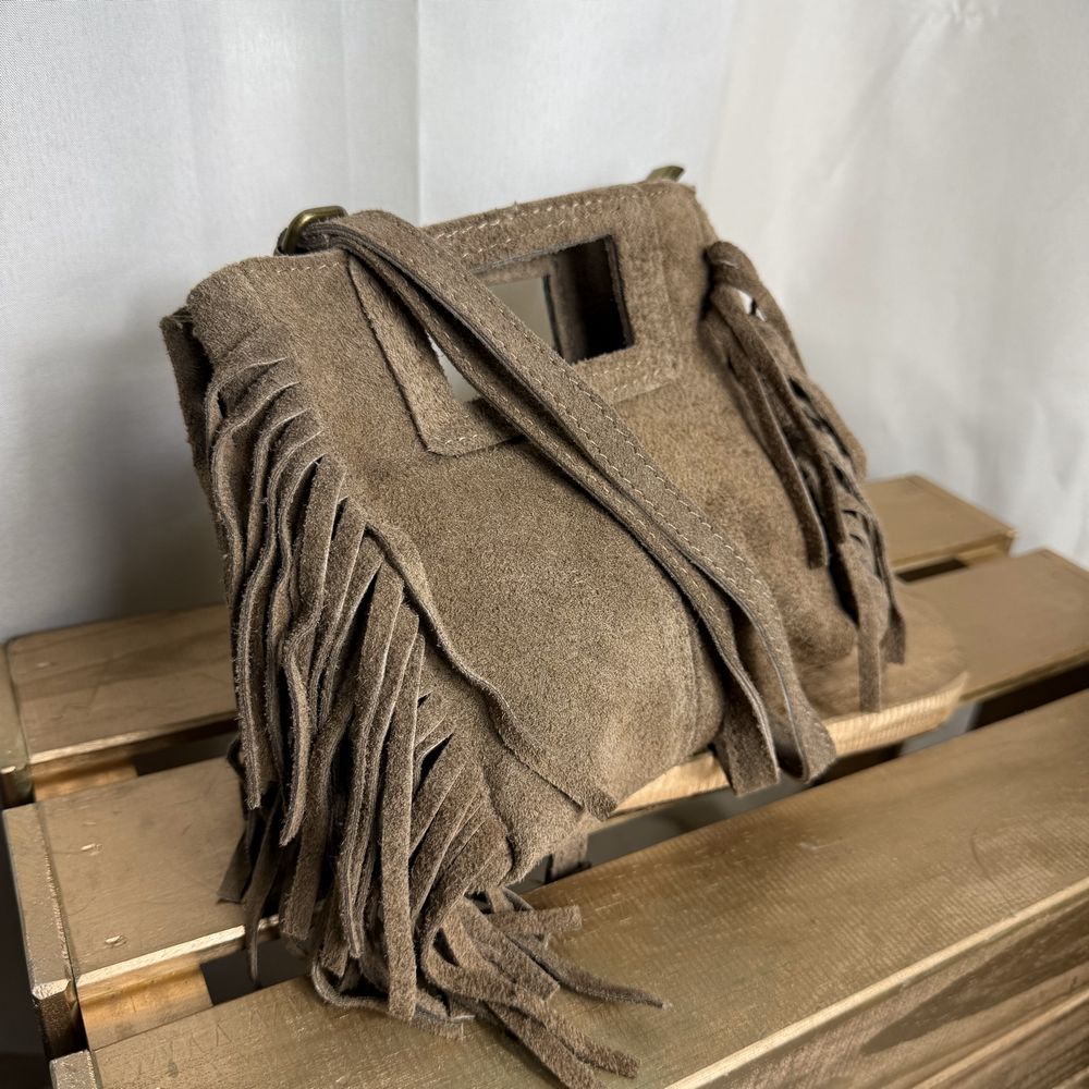 Mini sac bandoulière en chaine avec frange en cuir nubuck Majeline