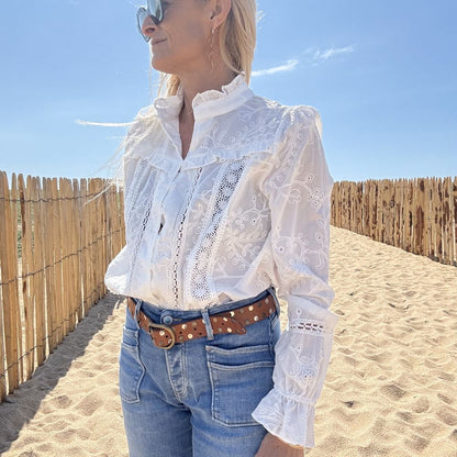 blouse chemise blanche en coton et broderie romantique