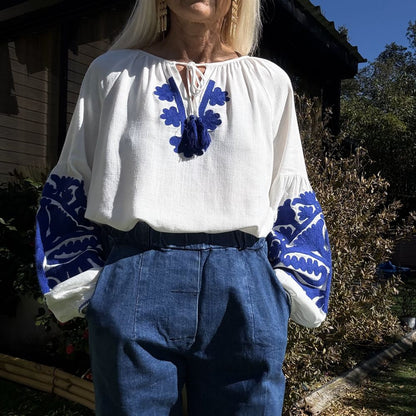 blouse bohème en lin et coton broderie bleu