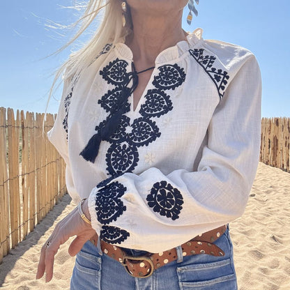 blouse bohème en coton et borderie bleu et crème