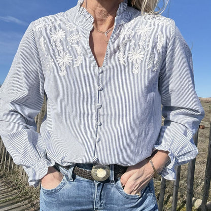 blouse romantique chic en coton et fine broderie