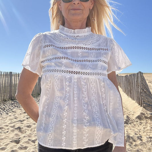 blouse bohème romantique en coton blanc et petite manche