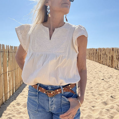 blouse sans manche blanc cassé broderie