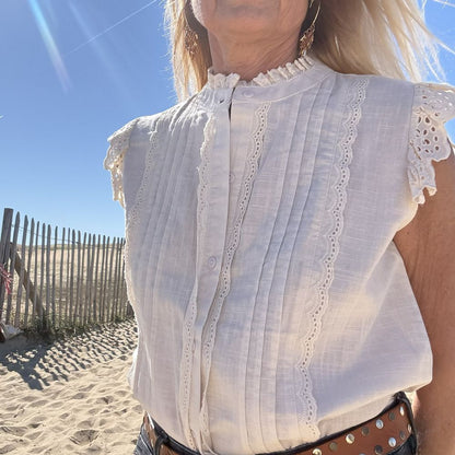 blouse chemise sans manche en coton écru et broderie anglaise