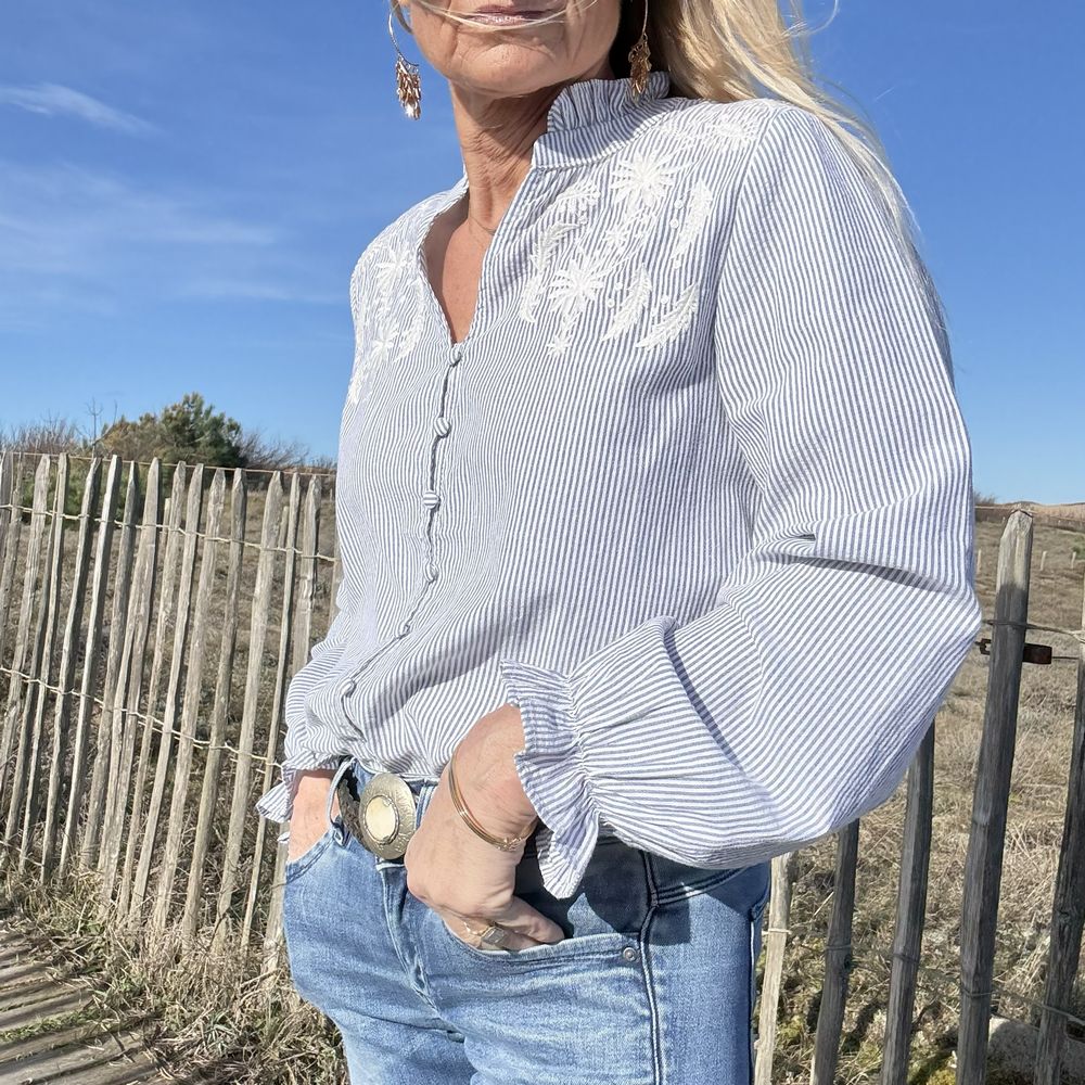 blouse bohème et romantique avec broderie