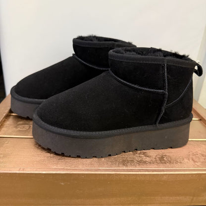 bottine boots basse en cuir et fourrure noir semelle compensée