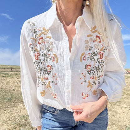 chemise femme broderie sur le devant en coton blanc