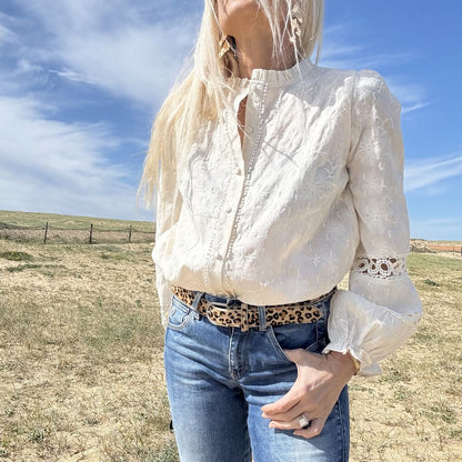 chemise blouse en coton crème et broderie bohème et romantique