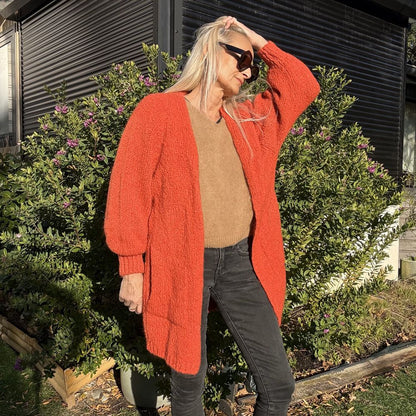 gilet mi long en grosse maille avec poche orange