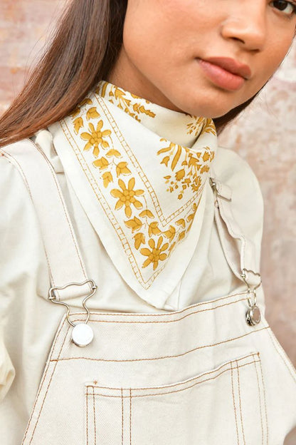 petit foulard carre en coton frais écru et moutarde