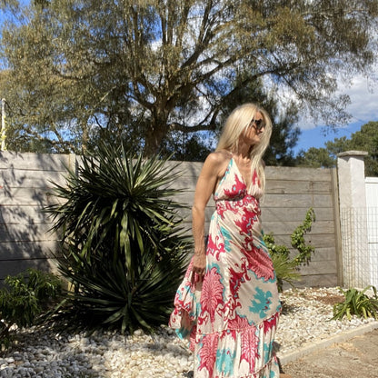 robe longue dos nu fluide et fleurie