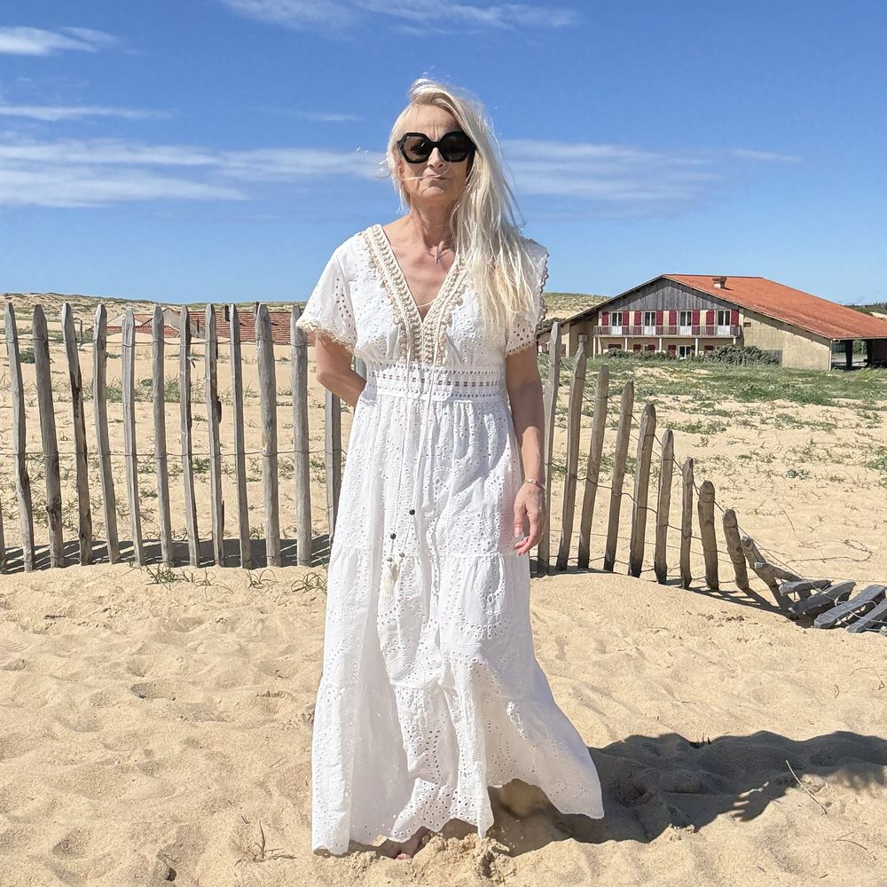 robe blanche en coton petite manche