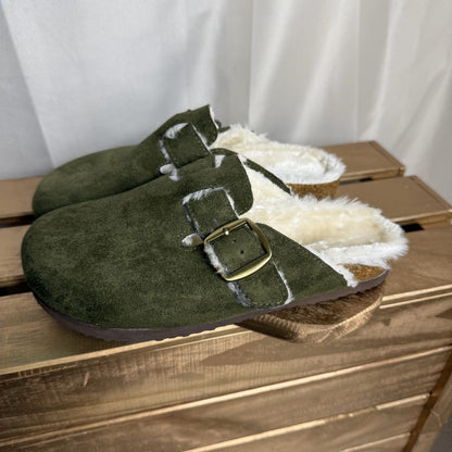 mule sabot en suédine fourrure synthétique kaki