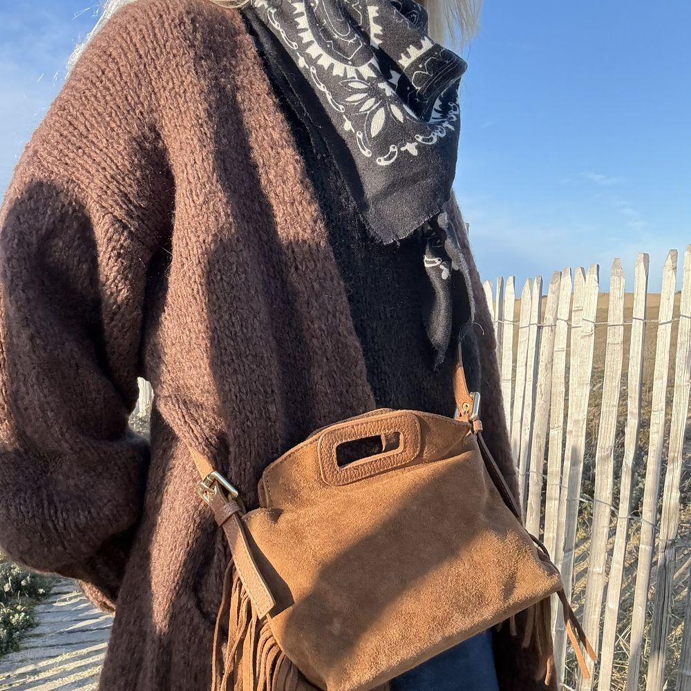 sac bandoulière en cuir suède camel et frange bohème