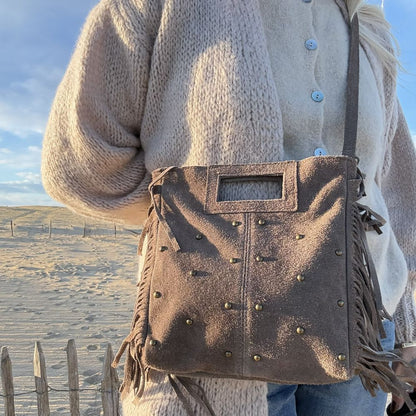 sac bandoulière en cuir clouté