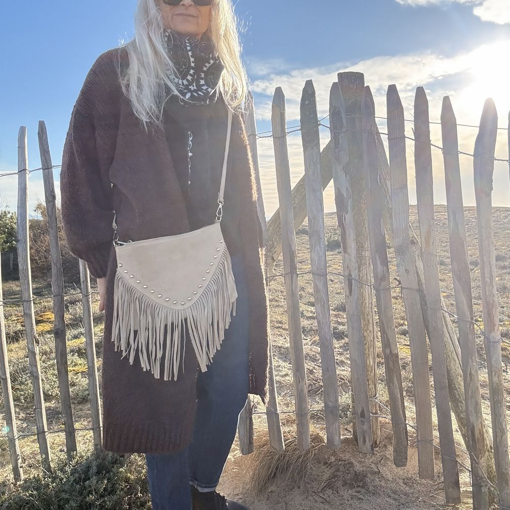 sac pochette bandoulière en cuir suède bohème