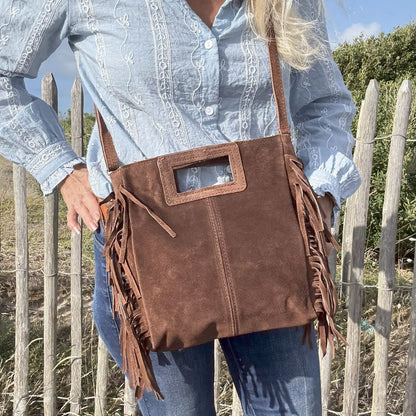sac bandoulière carré en cuir et frange chocolat