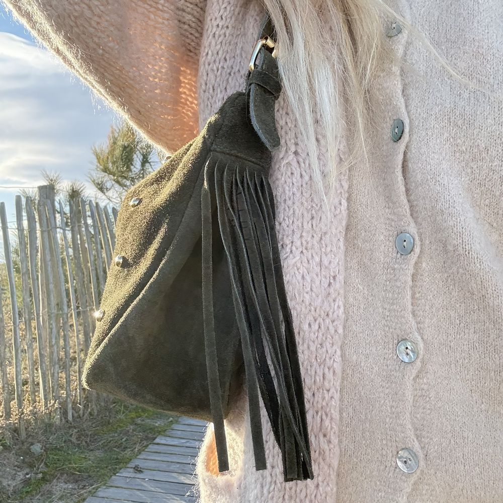 sac a main en cuir et frange bohème