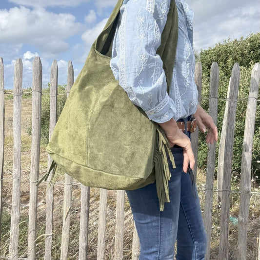 sac fourre tout en cuir souple avec frange vert