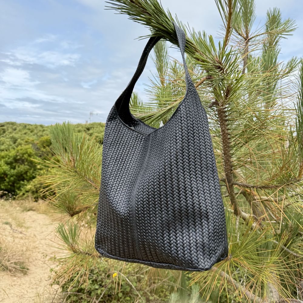 sac fourre tout en cuir façon tressé noir