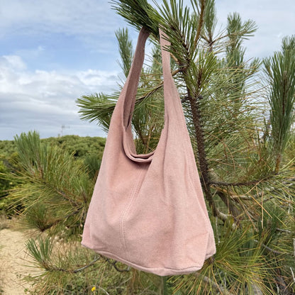 sac fourre tout bohème en cuir souple rose