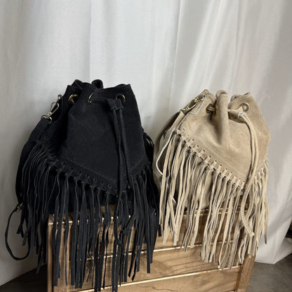 sac seau en daim avec franges ultra bohème