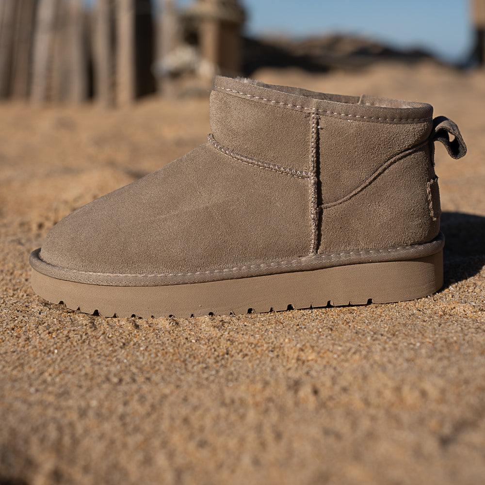 bottine basse fourrée en cuir taupe