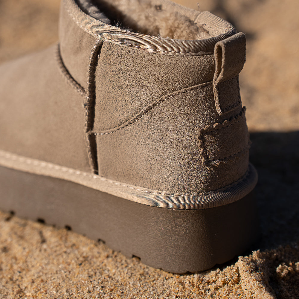 bottine en cuir taupe fourrure