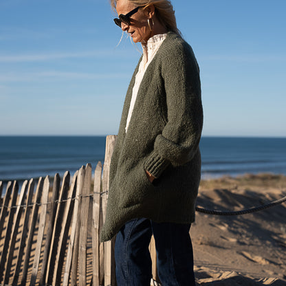 gilet ouvert grosse maille en laine et mohair poche plaquée kaki