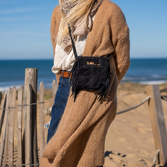 mini sac bandoulière en cuir noir et frange