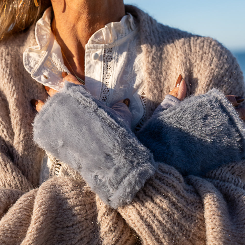 Mitaines Unies en Fausse Fourrure – Ultra Douces & Ultra Chaudes