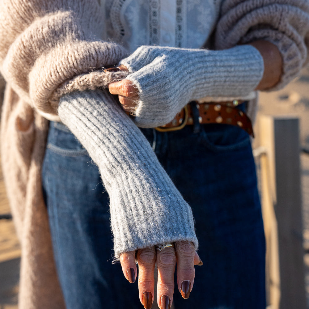 mitaine tricot en laine gris