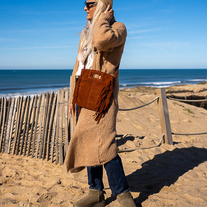 sac bandoulière en cuir caramel et frange